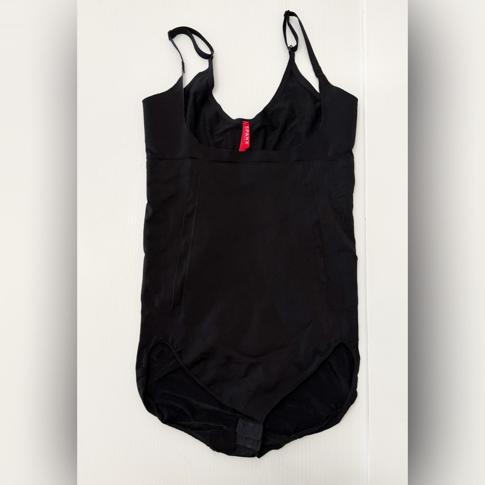 Spanx SPANXsculpt OnCore Open-Bust Brief Bodysuit - XL
